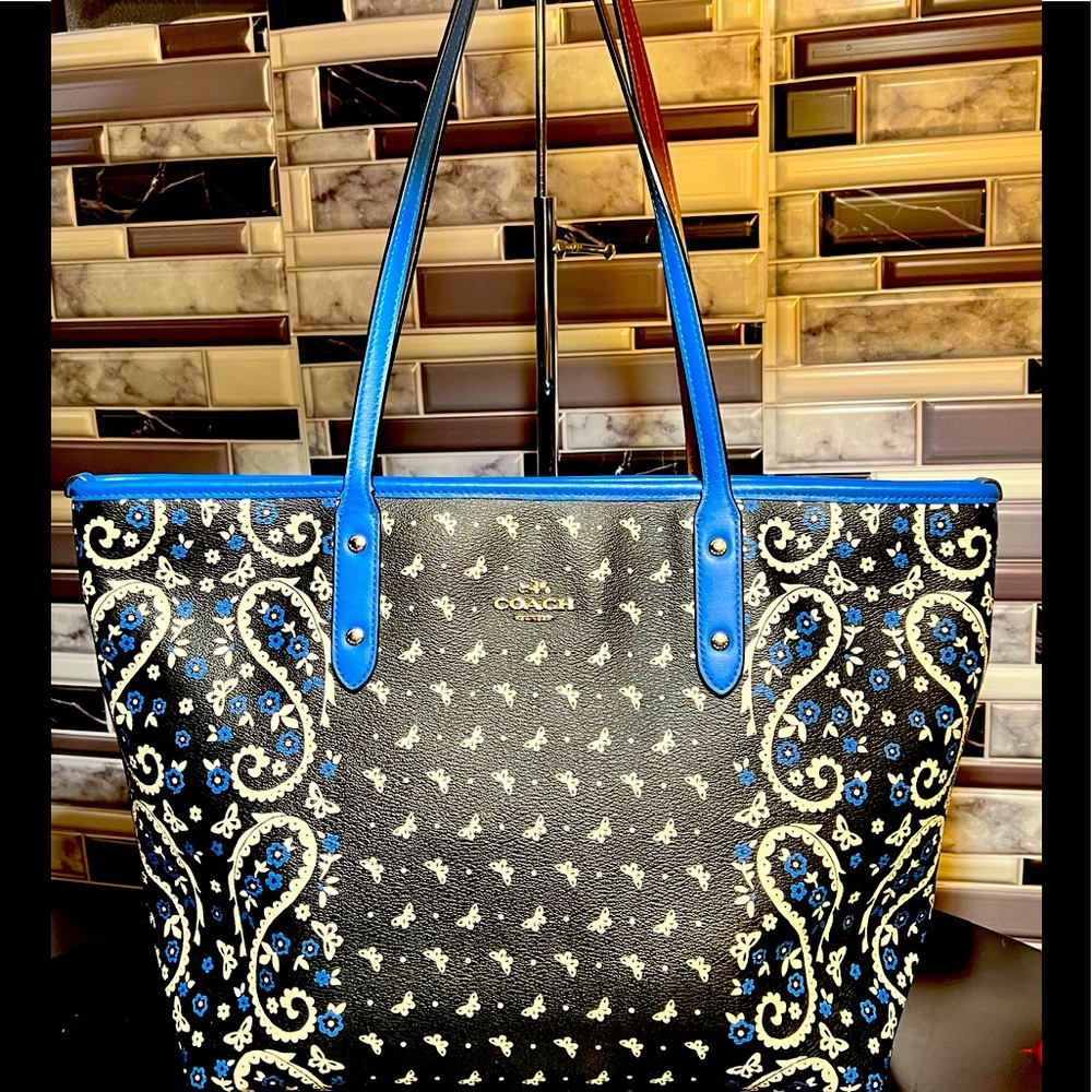 🦋Coach F59329 City Zip Tote in Butterfly Bandana Print Coated Canvas🦋